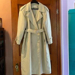 London fog trench coat size 10 petite
